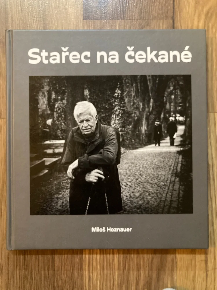 Stařec na čekané